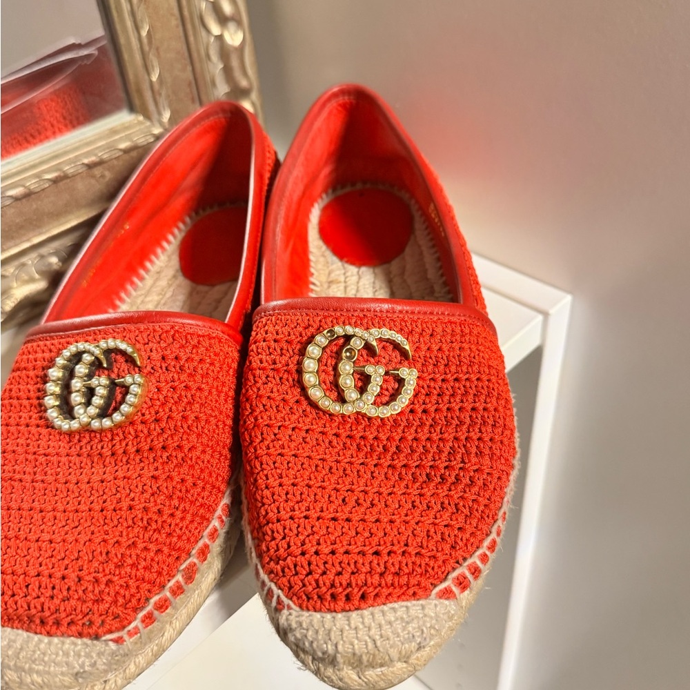Gucci Vibrant Red Espadrilles with Gold Logo